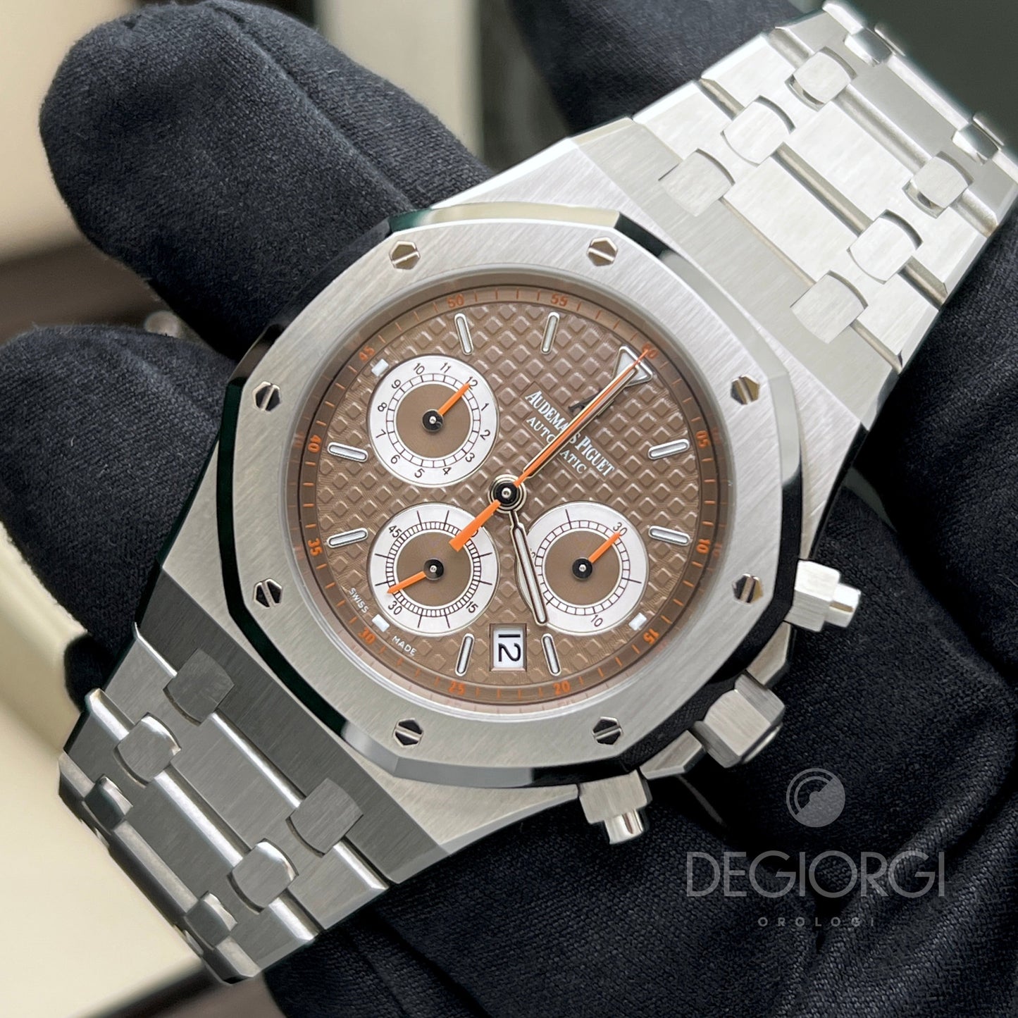 Audemars Piguet Royal Oak Chrono 26300St Brown Havana