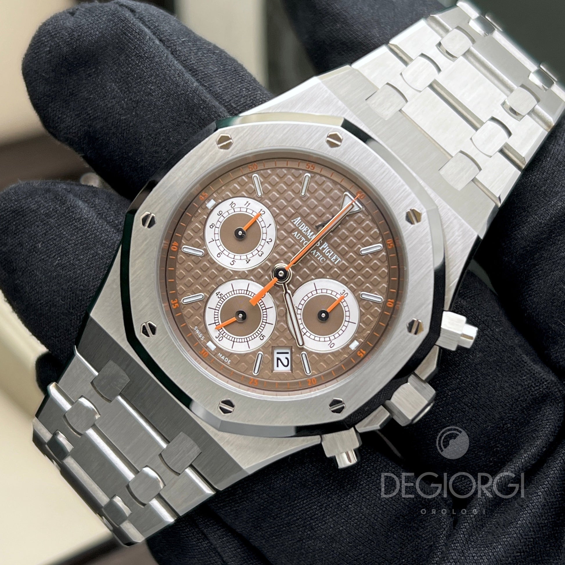 Audemars Piguet Royal Oak Chrono 26300St Brown Havana