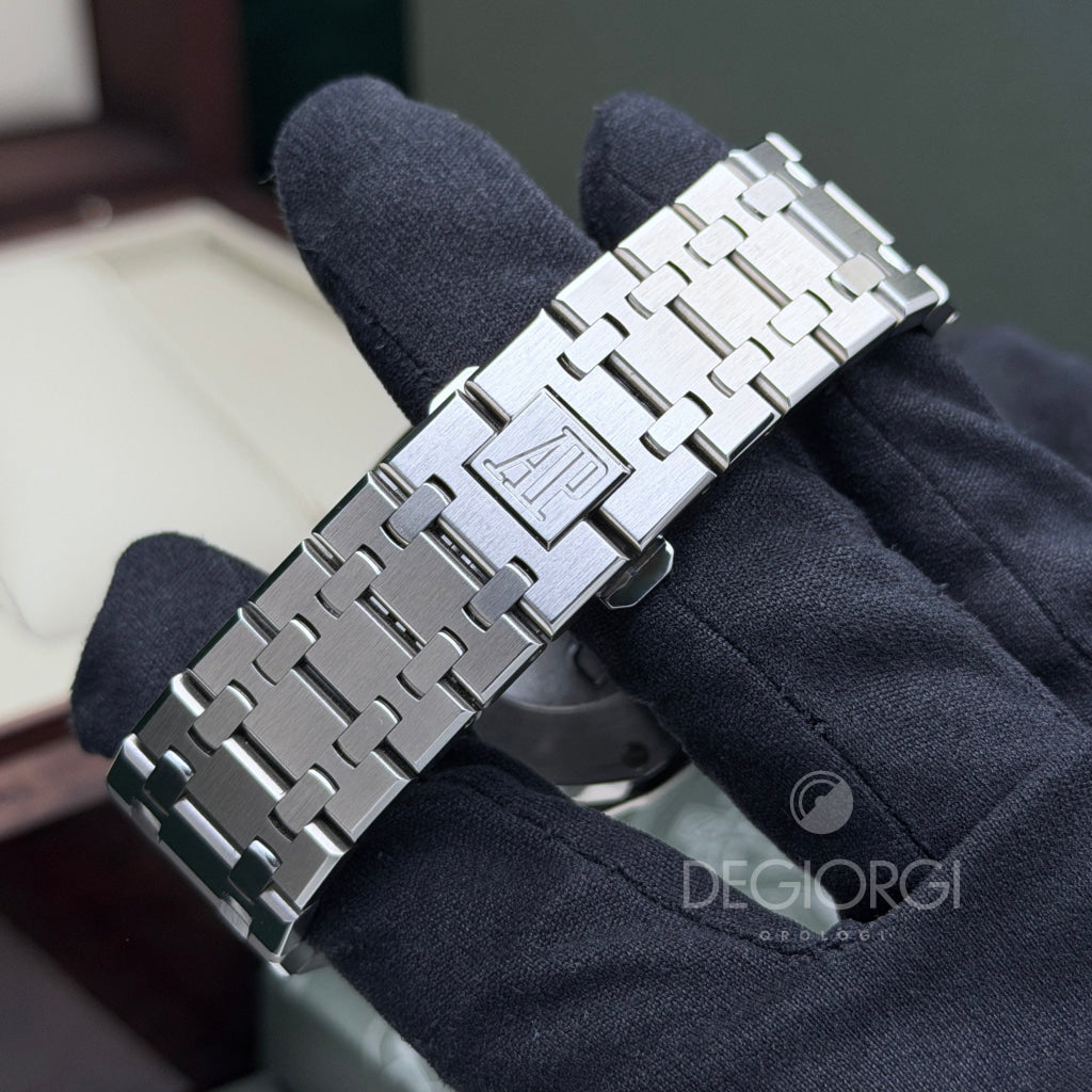 Audemars Piguet Royal Oak Day-Date 26330ST