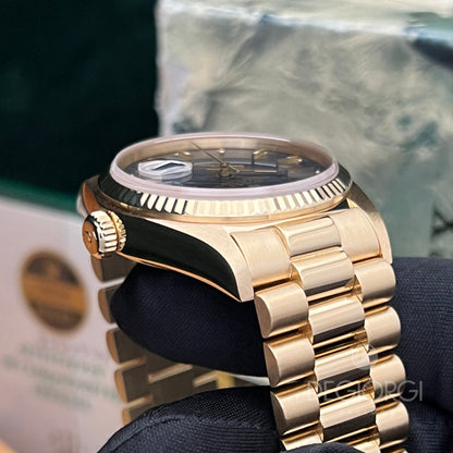 Rolex Day-Date 18038 Blu President