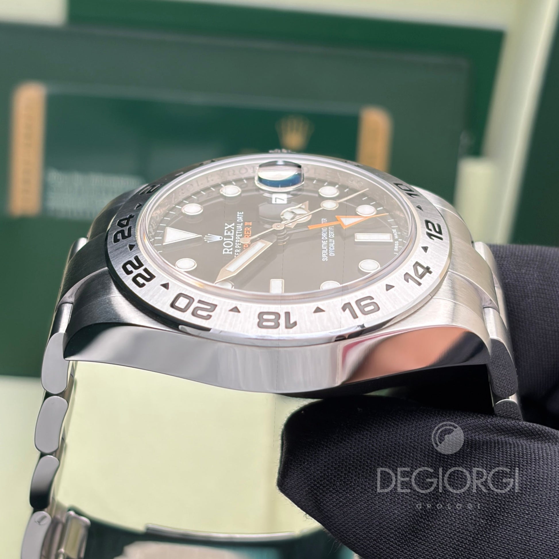Rolex Explorer II 216570 Oyster 42 mm Acciaio Nero