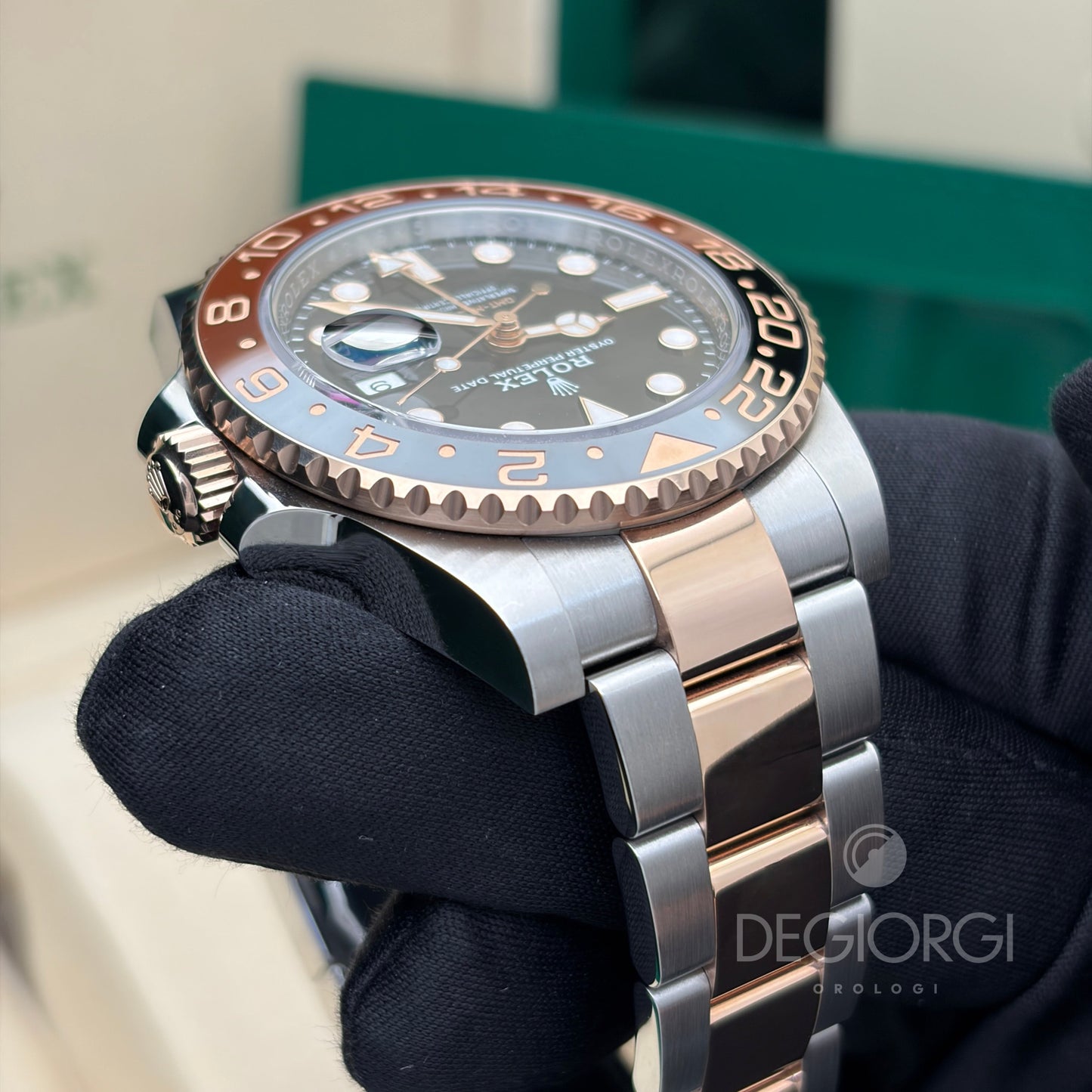 Rolex GMT Master II 126711CHNR Rootbeer Oyster 40 mm Ceramica