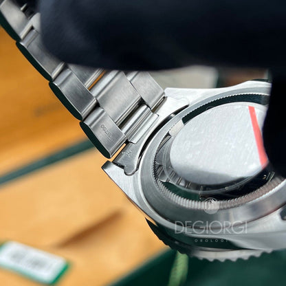 Rolex Gmt Master Ii 16700 Pepsi Swiss Only