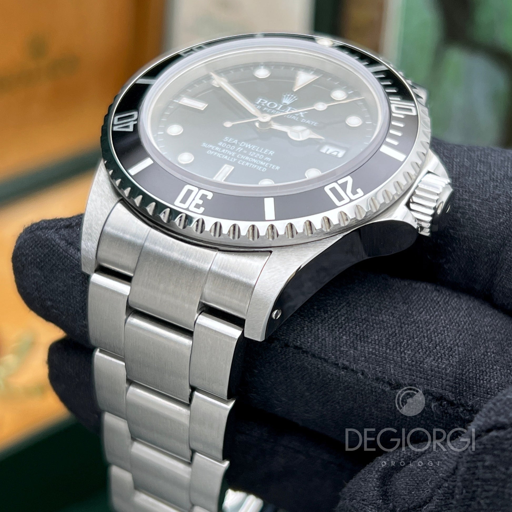 Rolex Sea-Dweller 16600 Luminova 2001
