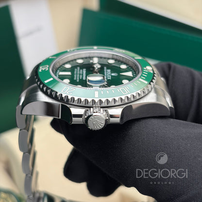 Rolex Submariner Date 116610LV Hulk 40 mm Acciaio Oyster
