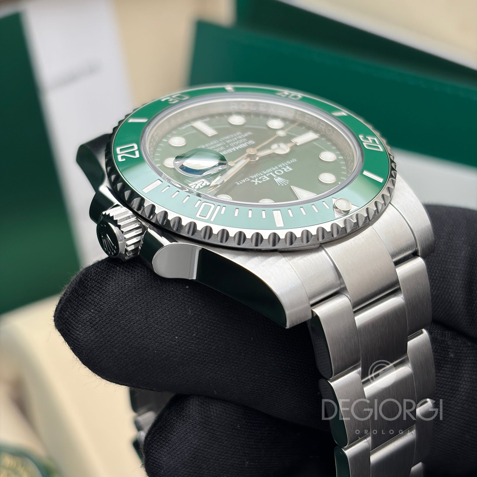 Rolex Submariner Date 116610LV Hulk 40 mm Acciaio Oyster