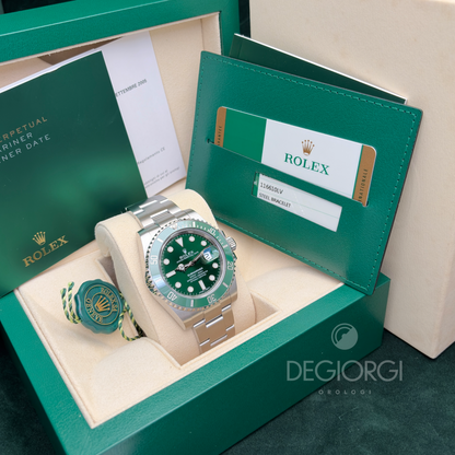 Rolex Submariner Date 116610LV Hulk 40 mm Acciaio Oyster