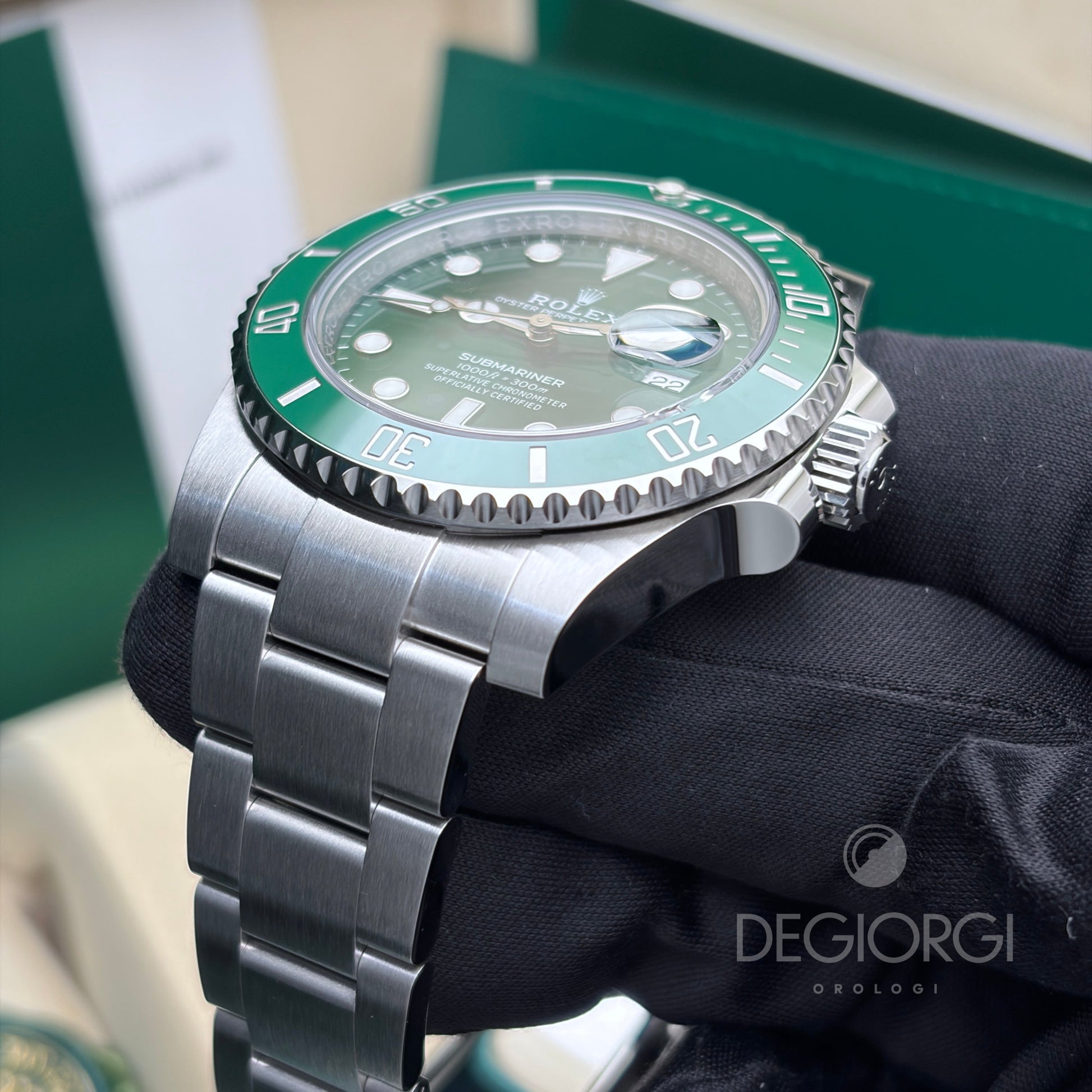Rolex Submariner Date 116610LV Hulk 40 mm Acciaio Oyster
