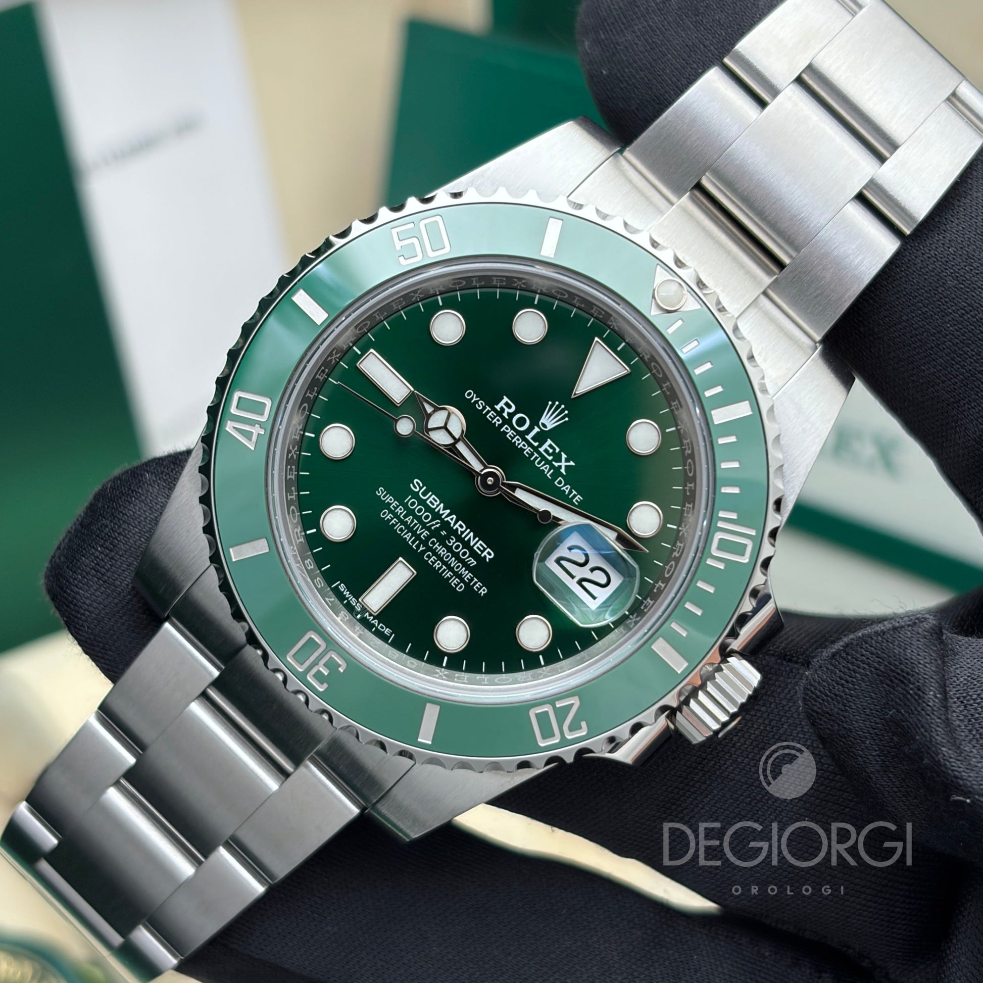Rolex Submariner Date 116610LV Hulk 40 mm Acciaio Oyster
